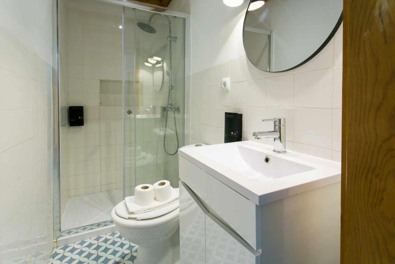 Trendy Lisbon Home With Terrace Lx Factory Extérieur photo